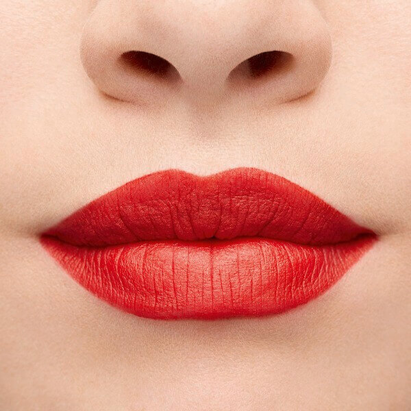 Parisian pout in three steps