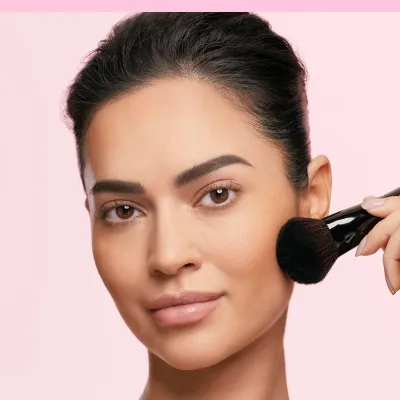 Bourjois bronzer uniwersalny rozświetlający Always Fabulous 002 Dark